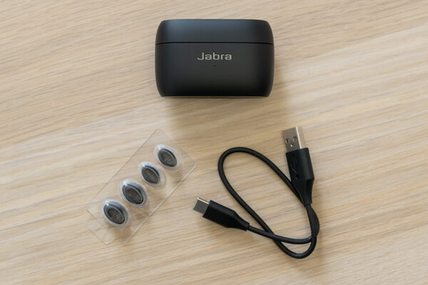 Обзор Jabra Elite 85t: лучшее звучание, но с компромиссами