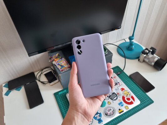 Обзор Samsung Galaxy S21: компактный, пластиковый и обновлённый