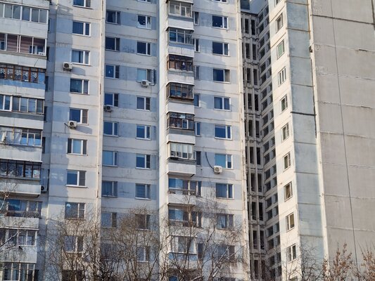Обзор Samsung Galaxy S21: компактный, пластиковый и обновлённый
