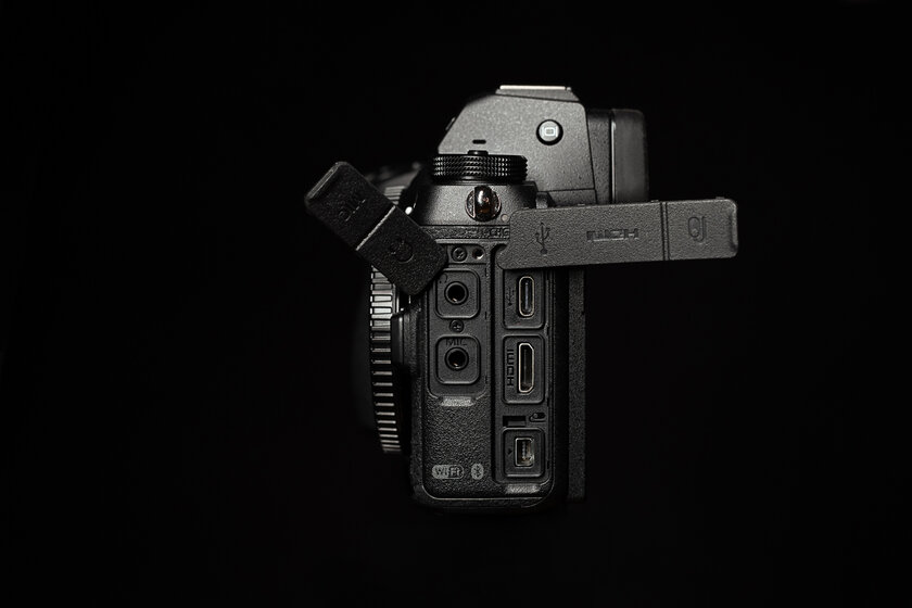 Обзор Nikon Z6 II: верный спутник на каждый день, но с нюансами