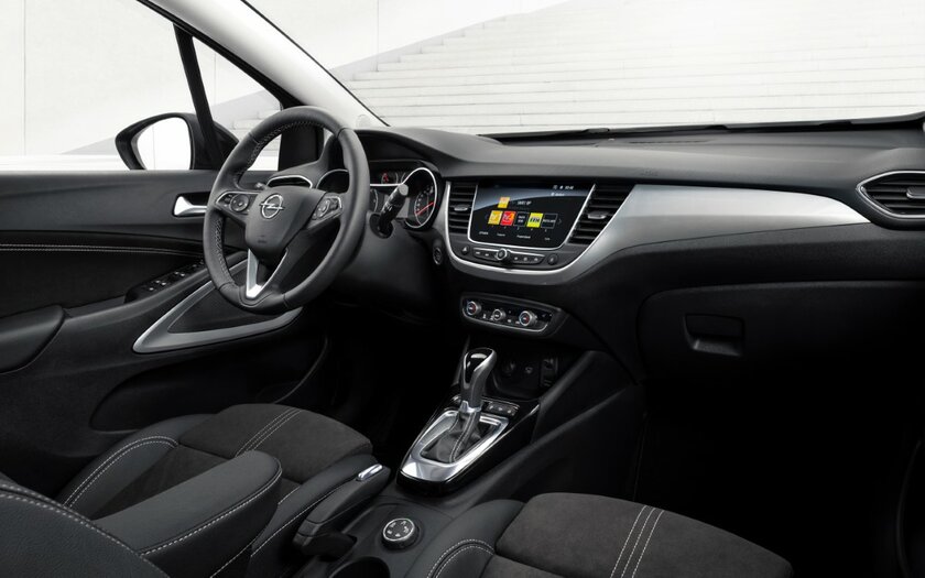 Opel привезёт новый кроссовер Crossland в Россию: продажи начнутся в первом квартале 2021 года