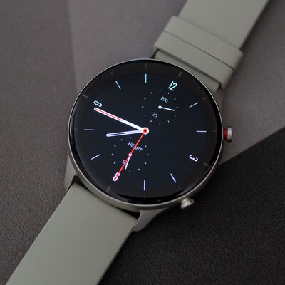 Обзор умных часов Amazfit GTR 2e: именно такие, какими их ждали