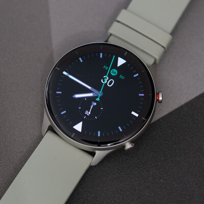 Обзор умных часов Amazfit GTR 2e: именно такие, какими их ждали
