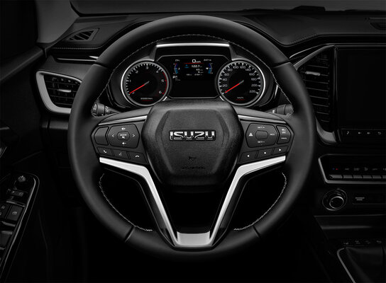 Новый пикап Isuzu D-Max представлен в России, продажи начнутся в апреле