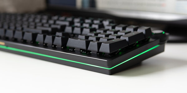 Обзор Razer Huntsman V2 Analog: распознаёт силу нажатия