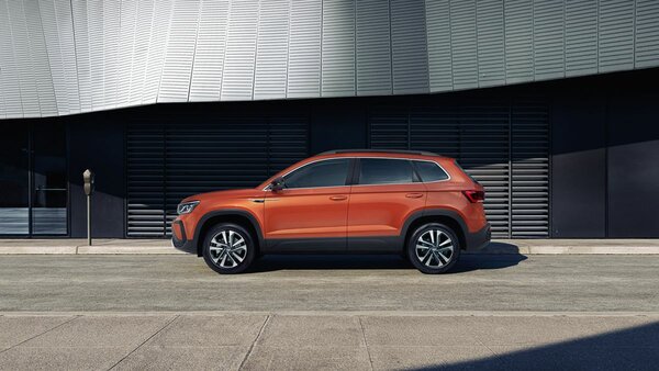 Volkswagen раскрыл информацию о российской версии кроссовера Taos