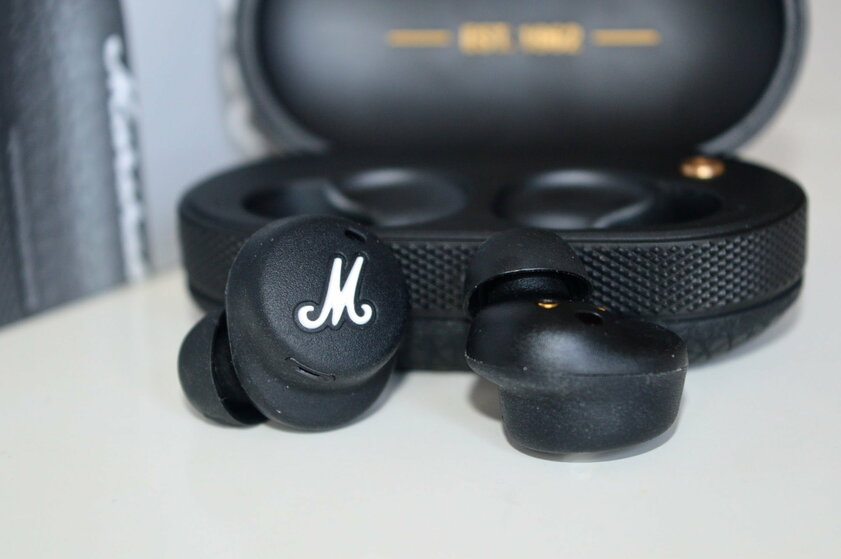 Это вам не AirPods. Первые полностью беспроводные наушники Marshall: обзор Mode II