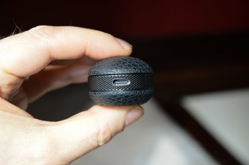 Это вам не AirPods. Первые полностью беспроводные наушники Marshall: обзор Mode II