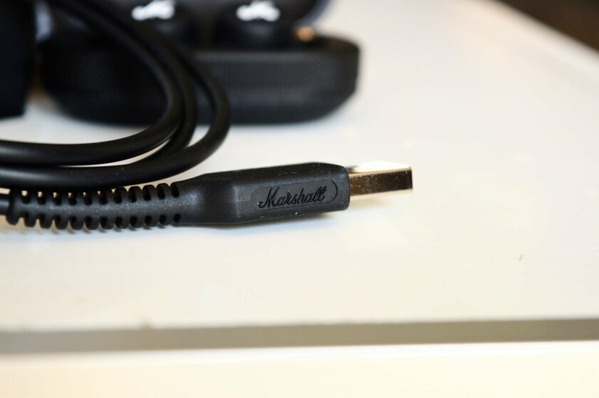 Это вам не AirPods. Первые полностью беспроводные наушники Marshall: обзор Mode II