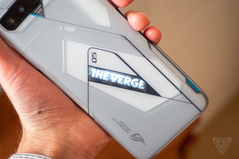 Игровой смартфон ASUS ROG Phone 5 получил до 18 ГБ оперативной памяти (не опечатка)