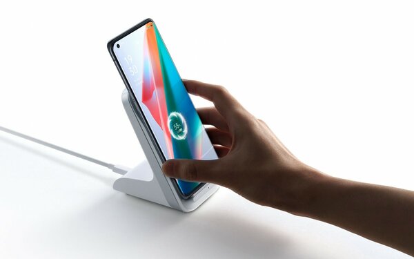 Смартфон со встроенным микроскопом: OPPO представила Find X3 Pro