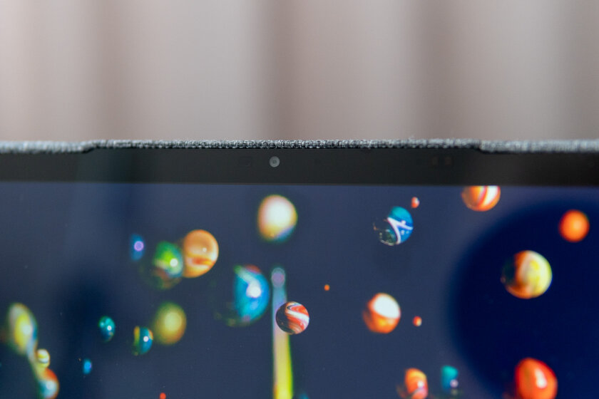 Обзор Lenovo Yoga Slim 7 Fabric: оригинальный вид и надёжная конструкция