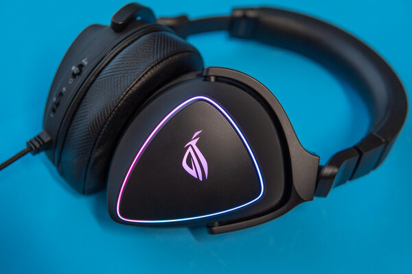 Обзор ASUS ROG Delta S: новый ЦАП и улучшенная эргономика