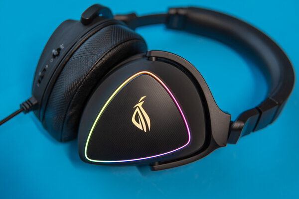 Обзор ASUS ROG Delta S: новый ЦАП и улучшенная эргономика
