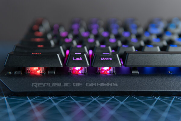 Обзор ASUS ROG Strix Scope RX: знакомый дизайн и совершенные переключатели