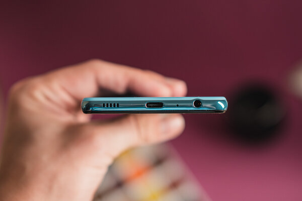 Обзор Samsung Galaxy A52: недорогой, но хороший смратфон