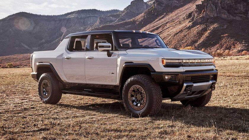 Первый электрический Hummer продали за 2,5 миллиона долларов