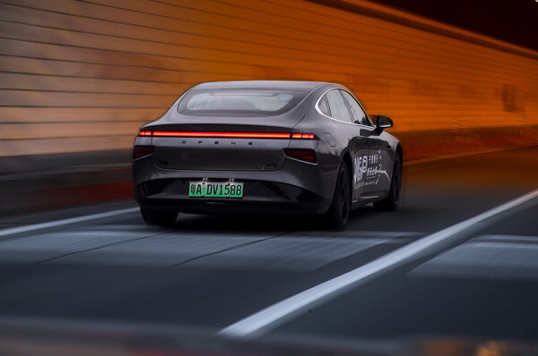 Китайский конкурент Tesla протестировал свой автопилот на автомагистралях протяжённостью более 3000 км