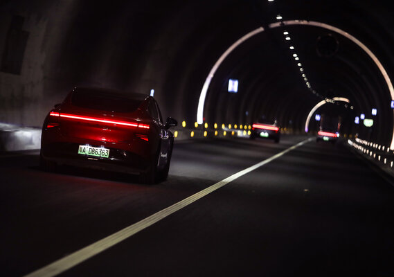 Китайский конкурент Tesla протестировал свой автопилот на автомагистралях протяжённостью более 3000 км