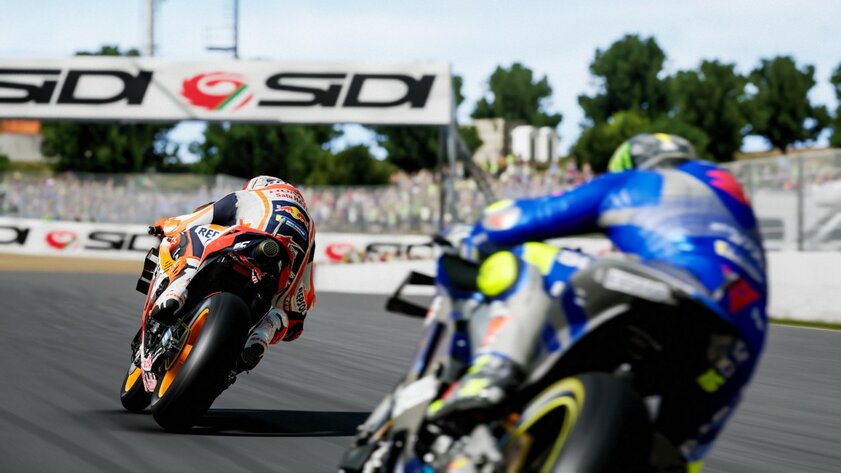 MotoGP 21 вышла на ПК и консолях: с новой графикой, физикой и погодой
