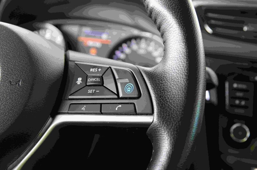 В России начали собирать кроссоверы Nissan с фирменным автопилотом