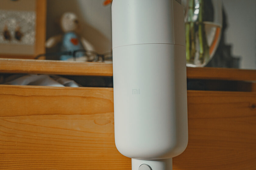 Обзор Mi Vacuum Cleaner Light: интересная модель для небольших квартир