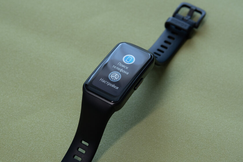 Меньше умных часов, крупнее фитнес-браслета. Обзор HONOR Band 6