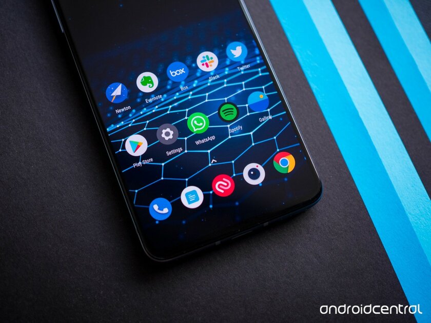 Обзор OnePlus 9R: не самое лучшее предложение на рынке