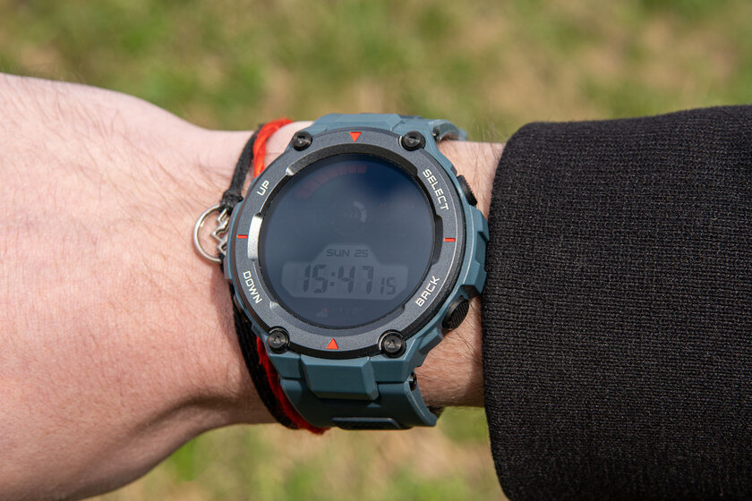 Обзор Amazfit T-Rex Pro: много преимуществ поверх ограничений
