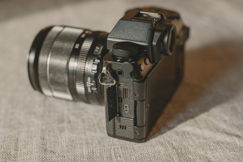 Обзор Fujifilm X-S10: для тех, кто на другой системе — Знакомство. 4