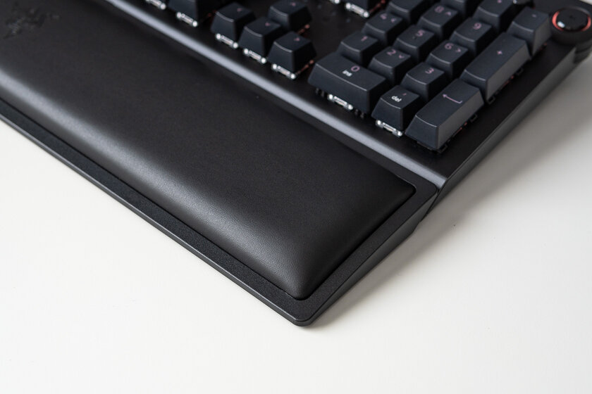 Обзор Razer BlackWidow V3 Pro: беспроводной гейминг — Внешний вид и удобство. 5