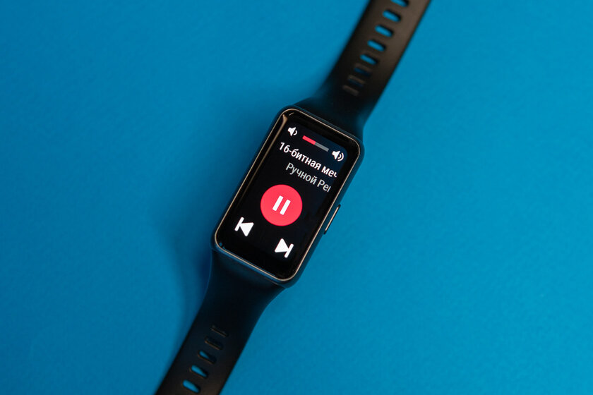 Удобнее браслета, компактнее часов: обзор Huawei Band 6