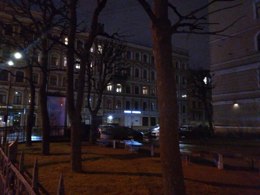 Google Camera Go спасает камеры дешёвых смартфонов. Тестирую ночной режим и HDR
