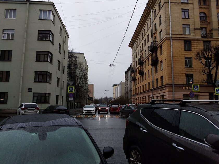 Google Camera Go спасает камеры дешёвых смартфонов. Тестирую ночной режим и HDR
