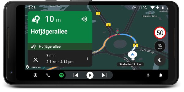 Это приложение превращает смартфон в приборную панель для авто в стиле Android Auto