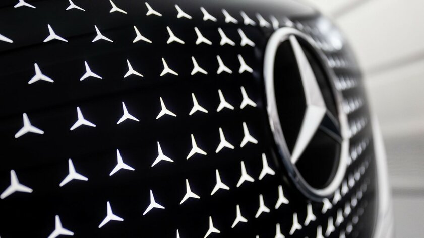 Mercedes показал странный электрический компактвэн: выглядит необычно, но красиво