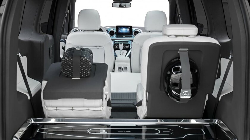 Mercedes показал странный электрический компактвэн: выглядит необычно, но красиво
