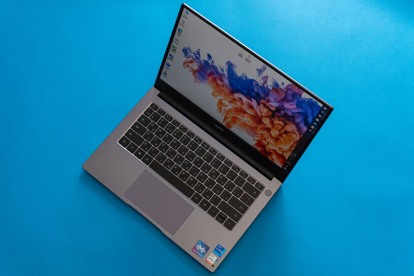 Обзор HONOR MagicBook 14 (2021): новое железо для проверенного корпуса