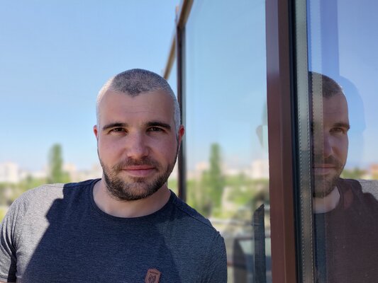Смартфон с поворотной камерой: обзор уникального ASUS ZenFone 8 Flip