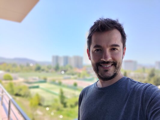 Смартфон с поворотной камерой: обзор уникального ASUS ZenFone 8 Flip