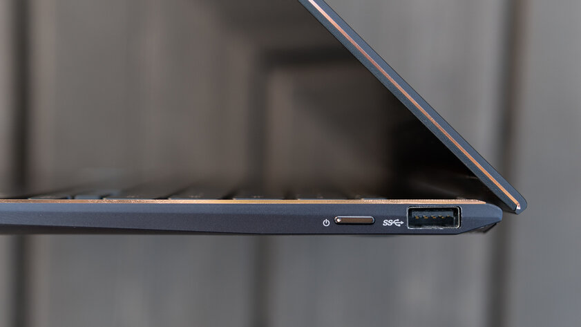 Платформа Intel EVO решает многое. Обзор ASUS ZenBook Flip S13 (UX371E) — Сочетание Thunderbolt 4 и полноразмерного USB. 2
