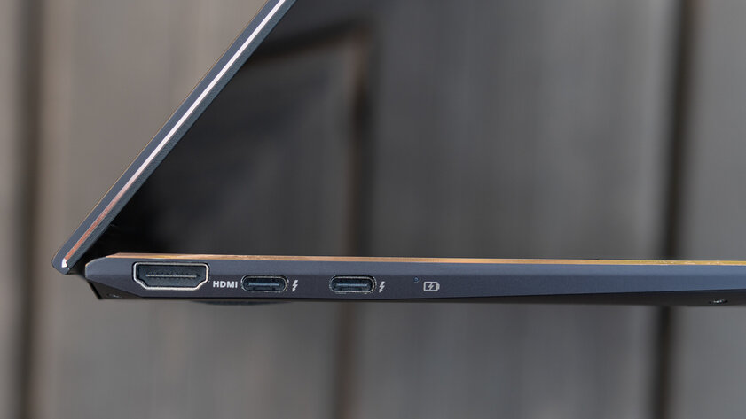 Платформа Intel EVO решает многое. Обзор ASUS ZenBook Flip S13 (UX371E) — Сочетание Thunderbolt 4 и полноразмерного USB. 1