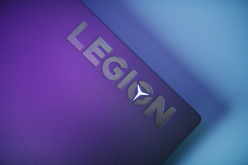 На что способен ноутбук с Core i9 и RTX 2060. Обзор Lenovo Legion Slim 7 — Снаружи и на ощупь. 1