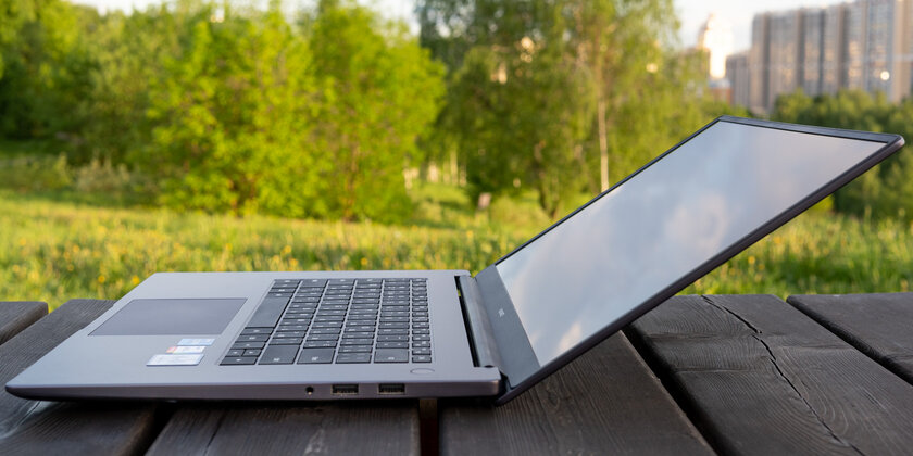 Обзор Huawei MateBook D 15 (2021): новое железо, старые проблемы — Знакомый облик. 2