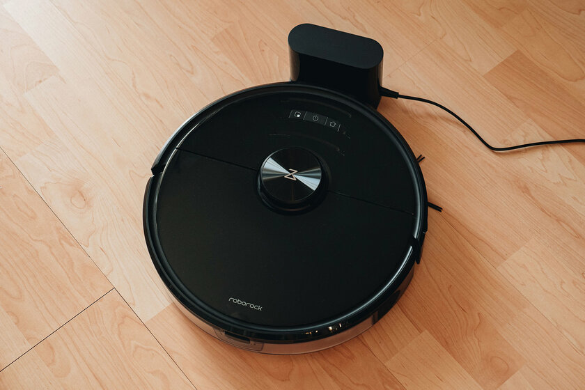 Робот-пылесос убирает, а я за всем слежу через его камеру: обзор Roborock S6 MaxV