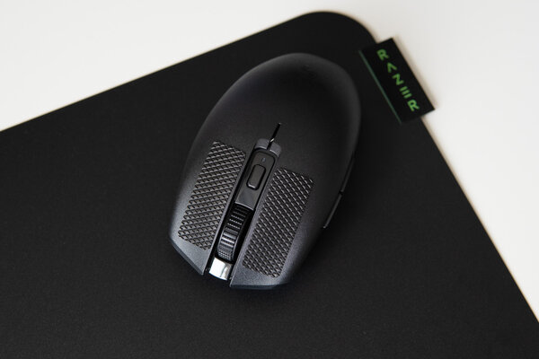 Комбинация ноутбучной и игровой мышек: обзор Razer Orochi V2 с ковриком Sphex V3