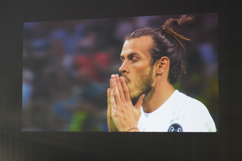 Чемпионат Европы по футболу в вашей гостиной: BenQ представила проектор TK850i