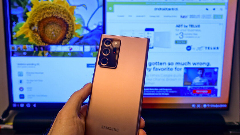 4 подхода, которые сделают складные смартфоны популярными. Samsung, присмотрись!