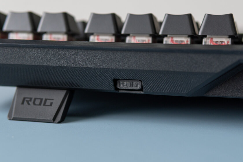 Модульная клавиатура без недочётов геймерской механики. Обзор ASUS ROG Claymore II