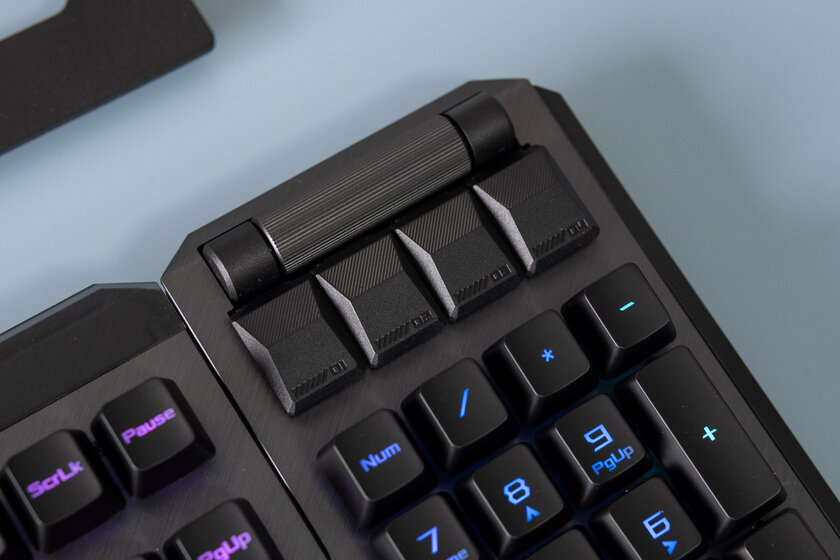 Модульная клавиатура без недочётов геймерской механики. Обзор ASUS ROG Claymore II